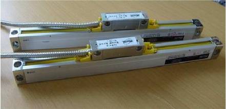 數控鉆床利用光柵尺監控直線軸