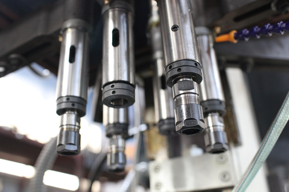 多頭鉆床都用哪些鉆桿，來幫助鉆頭實現鉆孔功能