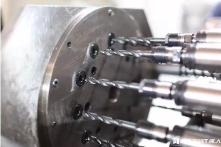 1753770576708351.png 100.png