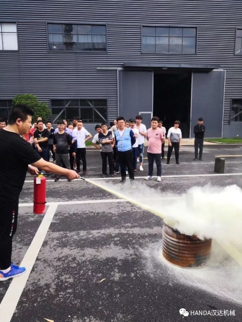 1753779073902875.png 208.png